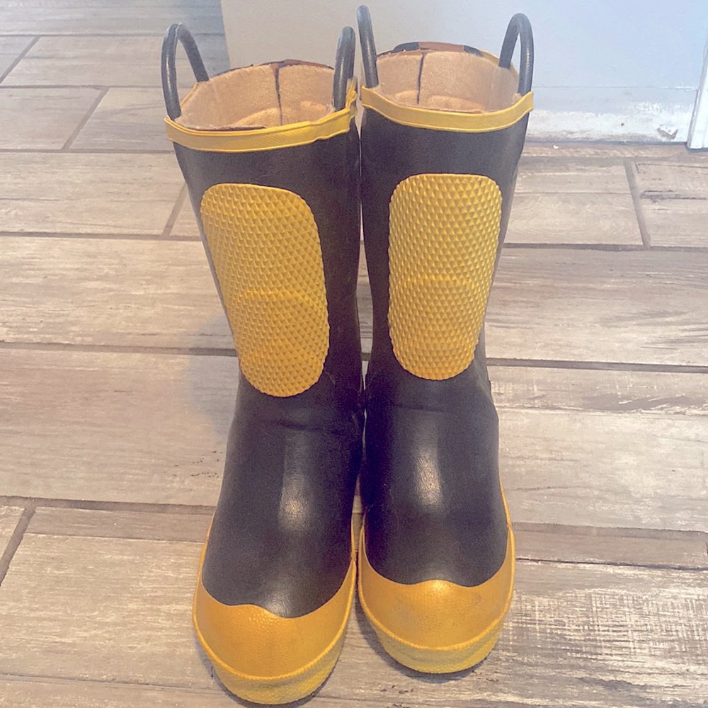 Ranger Firewalker Series Insulated Rubber Boots, 16", NFPA - Size 6 N Women’s